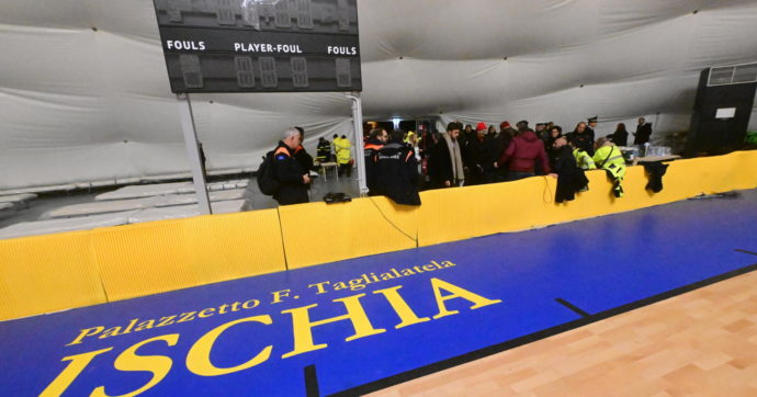 “Casamicciola era zona bianca e ho comprato. Ora sono sfollata”