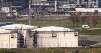 Copertina di Petrolio russo sotto embargo. L’Opec+ ‘salva’ la produzione