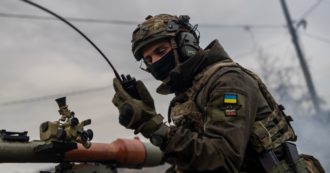 Ucraina, la diretta – Attacchi massicci di Mosca nel Donbass. Attivisti: “I russi hanno giustiziato dei civili nel Luhansk”