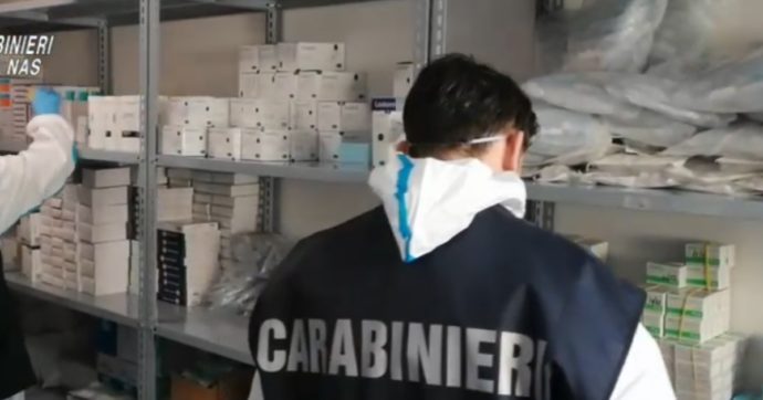 Controlli dei carabinieri dei Nas in ospedali e Rsa: “Scoperti 165 sanitari irregolari”