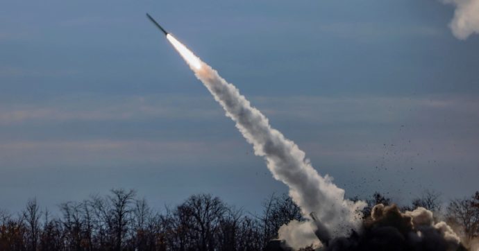 Raid su aeroporti. Mosca: “È stata Kiev”