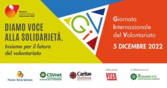 Copertina di Giornata internazionale del volontariato, 6 milioni in Italia. Mattarella: “Valore prezioso”. Forum Terzo Settore: “Decisivi nelle crisi”