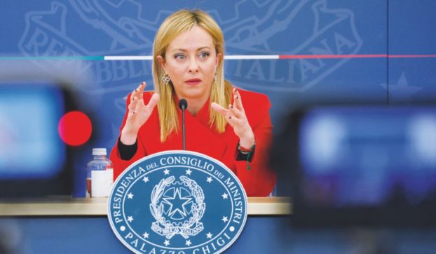 Meloni, una toppa su Bankitalia. E il governo vede il complotto