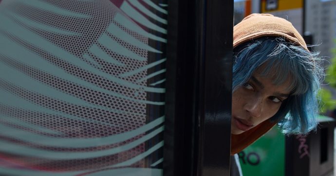 Kimi, l’ultimo film di Steven Soderbergh tra Black Mirror e La finestra sul cortile
