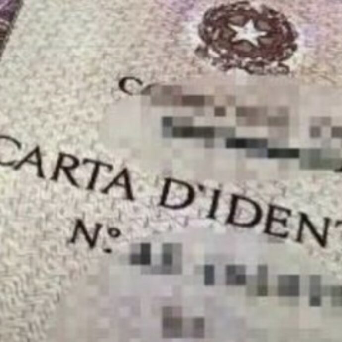 “Ho caricato la foto della carta d’identità sull’app e mi hanno svuotato il conto. Mi hanno lasciato 20 euro”: attenzione alla nuova truffa