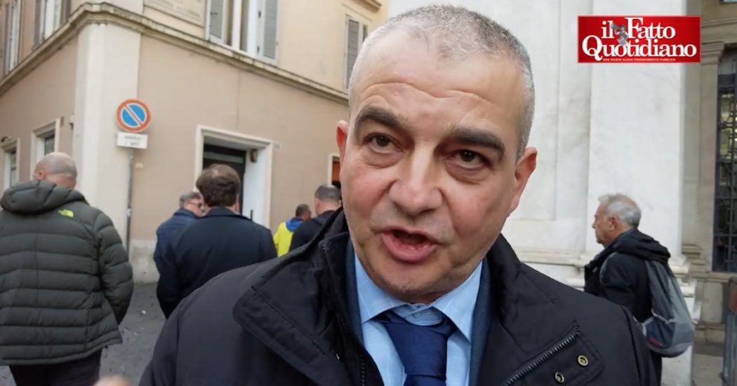 Manovra, Fazzolari: “Misura sul Pos può essere modificata. Tetto al contante? No a passi indietro, non favorisce l’evasione”