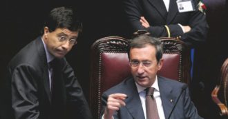 Copertina di “No bavagli”: la destra di Fini faceva barricate per le intercettazioni