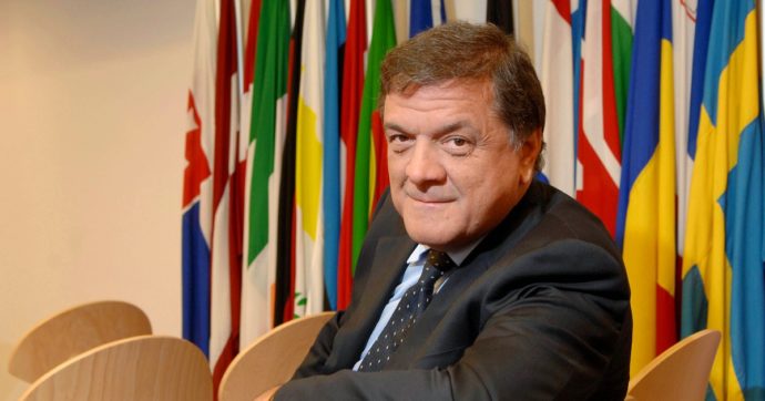 ‘Sforzi encomiabili del Qatar sui diritti umani’: così parlava ex eurodeputato Panzeri coinvolto nello scandalo di corruzione a Bruxelles