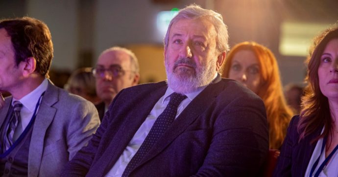 Michele Emiliano: “Bonaccini fermerà le derive autonomiste. Sui 5S è prudente, ma servono”