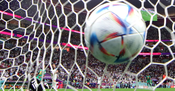Gli operai specializzati nel pallone dei Mondiali