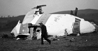 Copertina di Lockerbie, consegnato agli Usa un cittadino libico accusato di aver fabbricato la bomba che fece esplodere il volo Pan Am 103