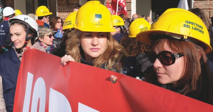 Il governo boicotta chi deve stanare i furbetti del Reddito di cittadinanza