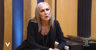 Copertina di Verissimo, Alessandra Celentano e la fine del suo matrimonio: “Abbiamo provato ad avere dei figli ma non è successo. Mio marito ci ha sofferto tantissimo, molto più di me”