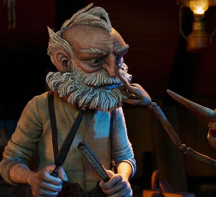 Pinocchio, Guillermo Del Toro anima la favola di Collodi con meraviglia e audacia