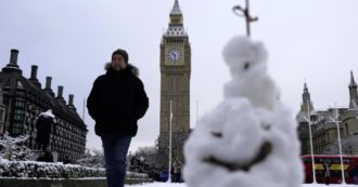 Copertina di Uk travolto dagli scioperi: rischio paralisi a Natale dagli ospedali ai trasporti