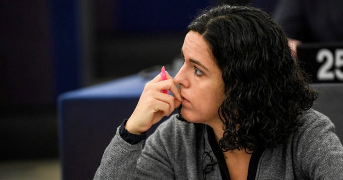 Manon Aubry: “È solo la punta dell’iceberg. Serve l’Authority sulle lobby”