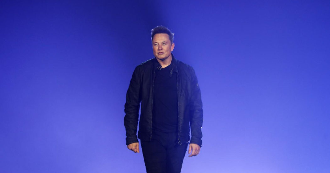 Elon Musk “chiude” l’account Twitter che seguiva gli spostamenti del suo jet privato e ne quantificava l’inquinamento