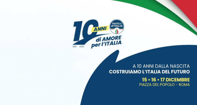 Fratelli d’Italia festeggia i dieci anni in piazza del Popolo a Roma: sfilano Meloni e i ministri. Polemiche per il concerto di Cristina D’Avena