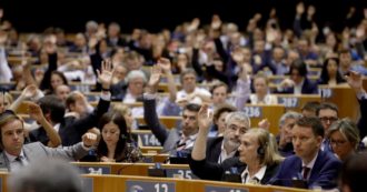 Copertina di Qatargate, tutti i voti del Pd a favore dell’emirato