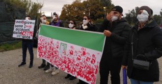 Copertina di “Italiani i proiettili sparati sui manifestanti dalla polizia dell’Iran”: presidio di protesta davanti all’azienda di Livorno che li produce