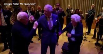 Copertina di Londra, Re Carlo III balla con la sorella (acquisita) di Anna Frank per le festa ebraica