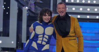 Copertina di Sanremo 2023, giallo su Madame: “Il titolo della sua canzone era “Puttana” ma è stato cambiato all’ultimo minuto”. Ecco il motivo