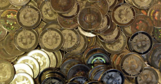 Copertina di Bitcoin, l’esperto: “Binance ha superato il suo stress test ma sotto i 10mila dollari tutto il sistema cripto rischia di collassare”
