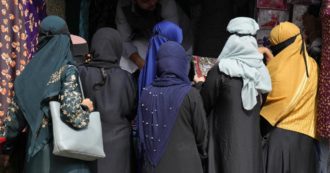 Copertina di Iran, “14enne stuprata fino alla morte perché si era tolta il velo”: Masooumeh e la brutalità del regime