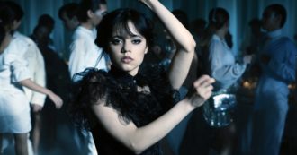 Copertina di ‘Mercoledì’ di Tim Burton mostra più che mai lo spiritualismo del regista areligioso