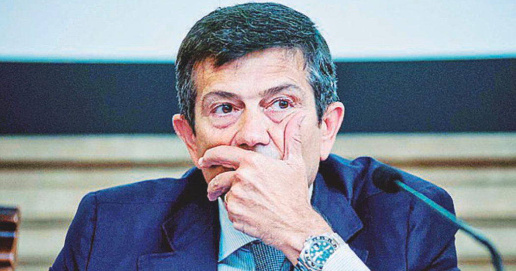 Reddito, pasticcio nell’emendamento di Lupi: l’offerta “congrua” resta in un altro articolo. “Lo sistemeremo, la volontà politica è chiara”