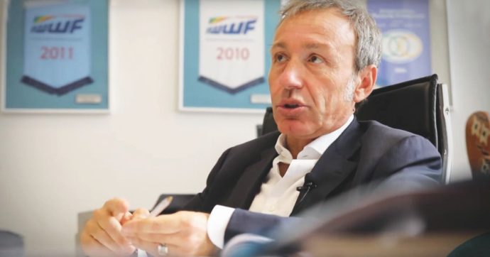 I rimborsi pazzi del capo dello sci nautico: cene stellate e viaggi pure sotto lockdown