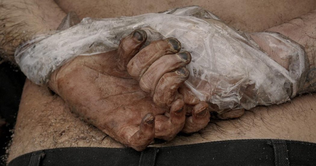 “Massacro di Bucha,  paracadutisti russi responsabili. Uccisi centinaia di civili. Ecco le ultime ore di 36 vittime”