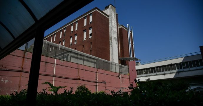 Milano, sette detenuti evadono dal carcere minorile Beccaria: “Hanno approfittato dei lavori in corso”