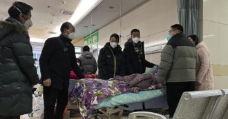 Copertina di Quanti sono davvero i contagi e i morti in Cina? “Oltre un milione di positivi e 5mila decessi al giorno”