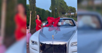 Copertina di Il super regalo di Georgina a Cristiano Ronaldo per Natale: una Rolls Royce cabrio da 350mila euro