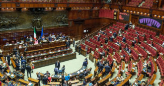 Copertina di Schede nulle, l’emendamento del centrodestra scatena i 5 stelle: “Vogliono sovvertire l’esito del voto all’uninominale in Calabria”