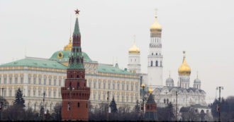 Copertina di La Russia impone limitazioni agli spostamenti dei diplomatici Uk: “Risposta ad azioni ostili”