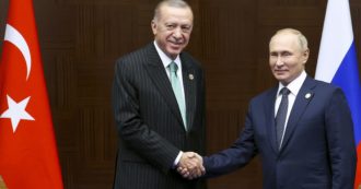 Copertina di L’anno d’oro di Erdogan: mediatore tra Russia e Occidente, passando per Siria e Kurdistan