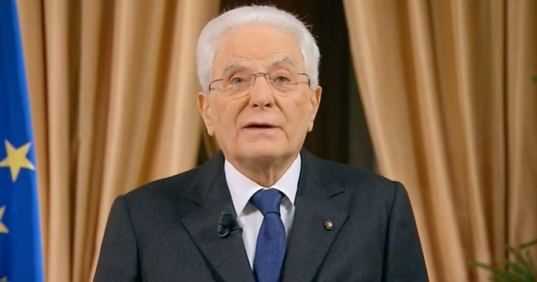 Mattarella, tutti lo elogiano e nessuno lo critica. Ma trovo che questa centralità sia un male