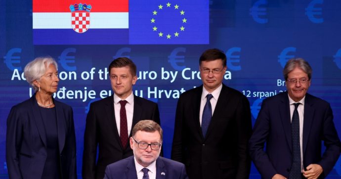 La Croazia adotta l’euro ed entra nell’area di libera circolazione Schengen. Via tutti i controlli ai confini