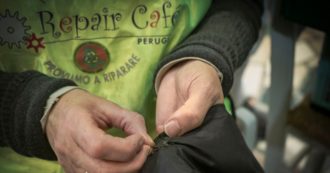 Copertina di Riparare (gli oggetti) si può: fa risparmiare e pure stringere nuove amicizie