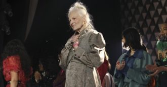 Copertina di Vivienne Westwood starà ridendo con la Regina di quando si presentò a corte senza mutande