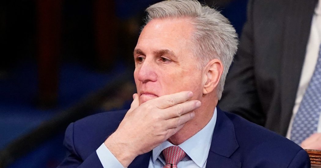 Usa, sesta bocciatura di fila per l’elezione del repubblicano McCarthy come speaker della Camera. Biden: “Sta diventando imbarazzante”