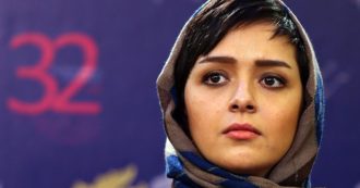 Copertina di Iran, rilasciata su cauzione l’attrice Taraneh Alidousti. Khamenei: “Donne che non osservano l’hijab integrale non sono contro la religione”