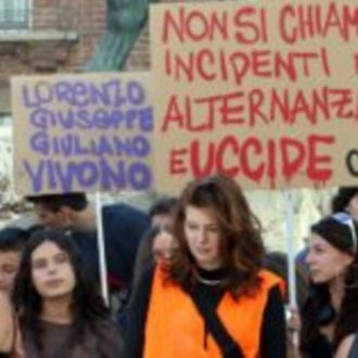 Copertina di L’alternanza uccide e non risarcisce: il Fatto di domani 6 gennaio