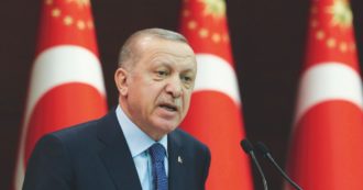 Copertina di Erdogan anticipa le elezioni e vuole la vittoria sui curdi