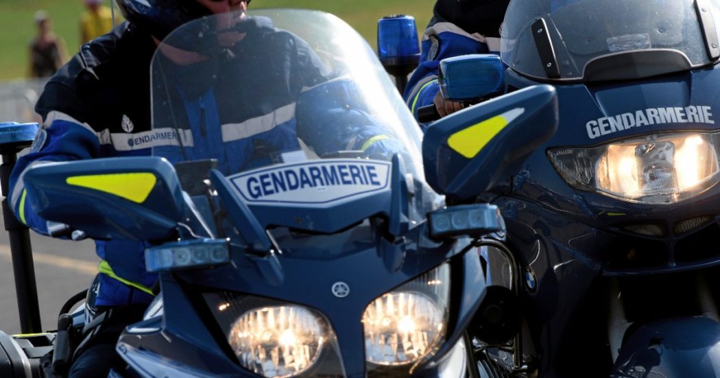 Francia, ucciso un uomo che voleva dare fuoco alla sinagoga di Rouen: “Ha lanciato una molotov all’interno”. Indaga l’antiterrorismo