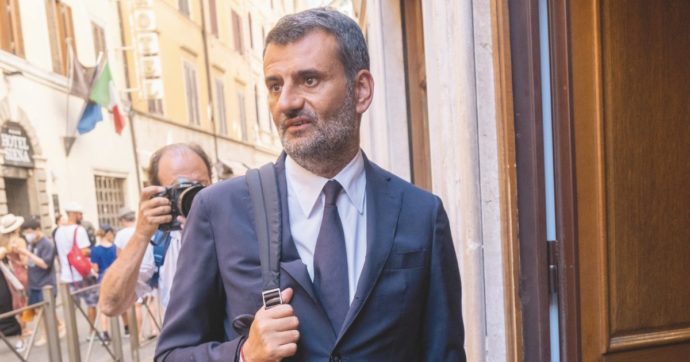 Autonomia, sindaci del Sud scrivono a Mattarella. Anci e Decaro in silenzio