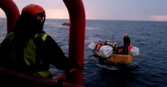 Copertina di Migranti, assegnato il porto di Ancona alla Ocean Viking con 37 persone a bordo. Sos Mediterranee:  “Dista quasi 1600 chilometri”