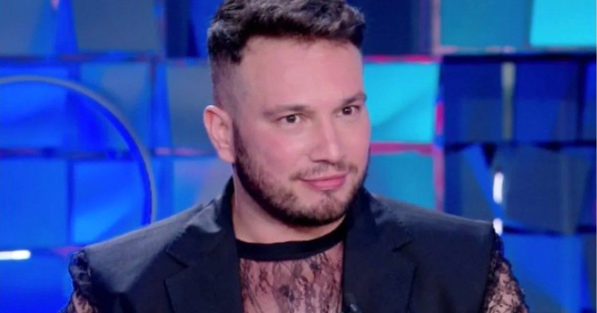 Verissimo, Antonino Spadaccino: “Io discriminato per il mio corpo e il mio orientamento sessuale. Oggi amo un uomo ma è impegnato”